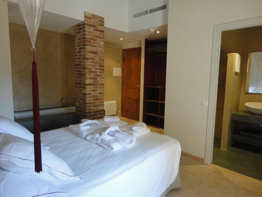 Hotel Rural Cal Torner Adults Only Guiamets Номер фото